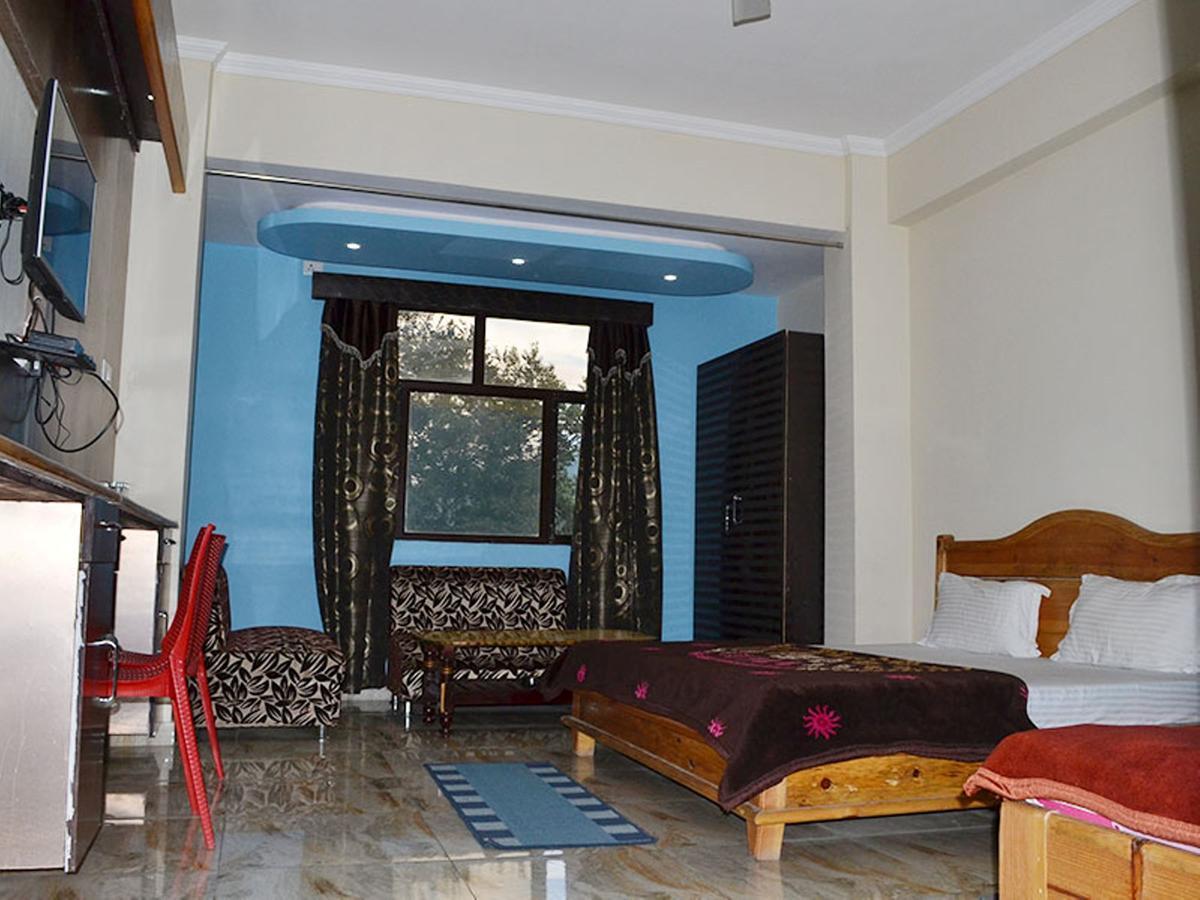 Oyo 37525 Hotel Mall Palace Pithorāgarh Εξωτερικό φωτογραφία