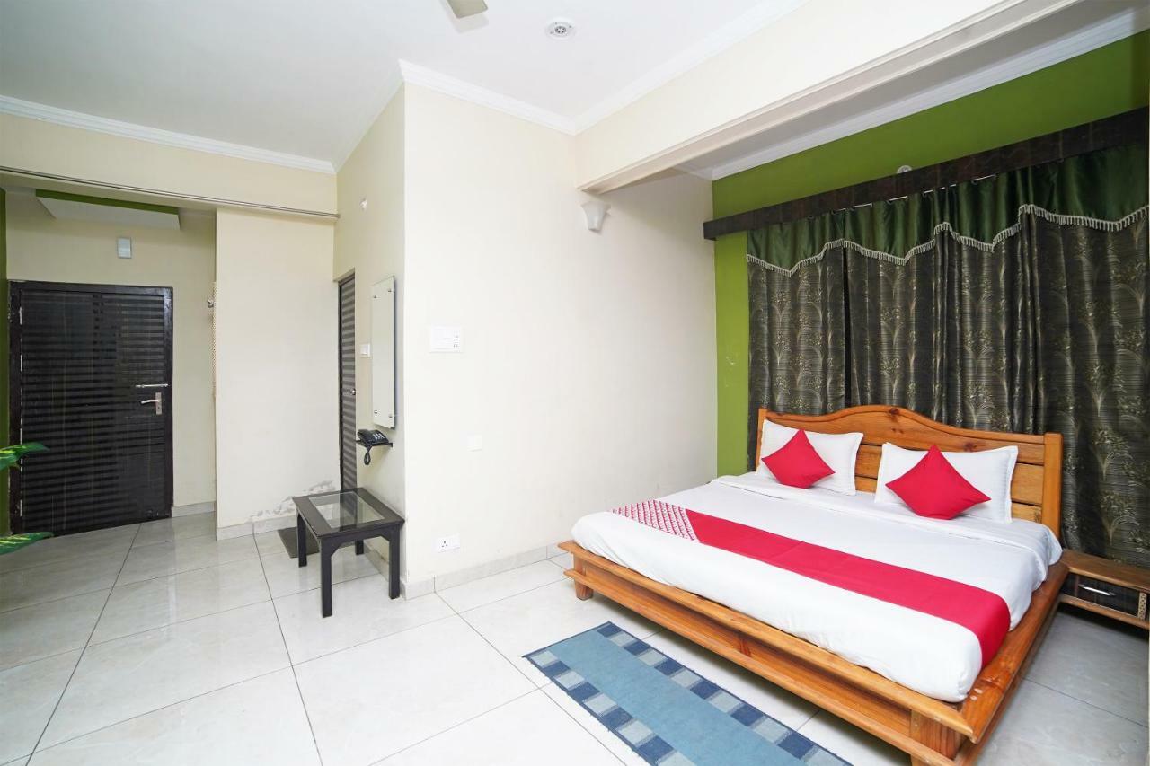 Oyo 37525 Hotel Mall Palace Pithorāgarh Εξωτερικό φωτογραφία